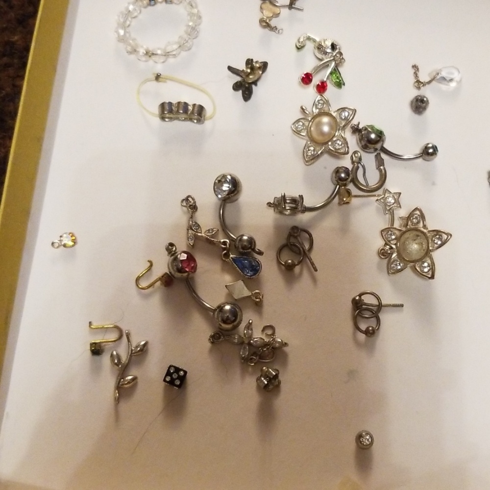 25+ NAVEL RINGS - Picture 3 of 3